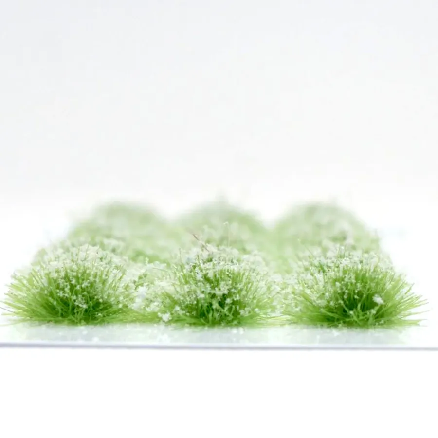 Preview: Klassische Grasbüschel 4–6 mm - Alpenweiß - realistische Standard-Vegetation für Modellbau und Tabletop Gelände