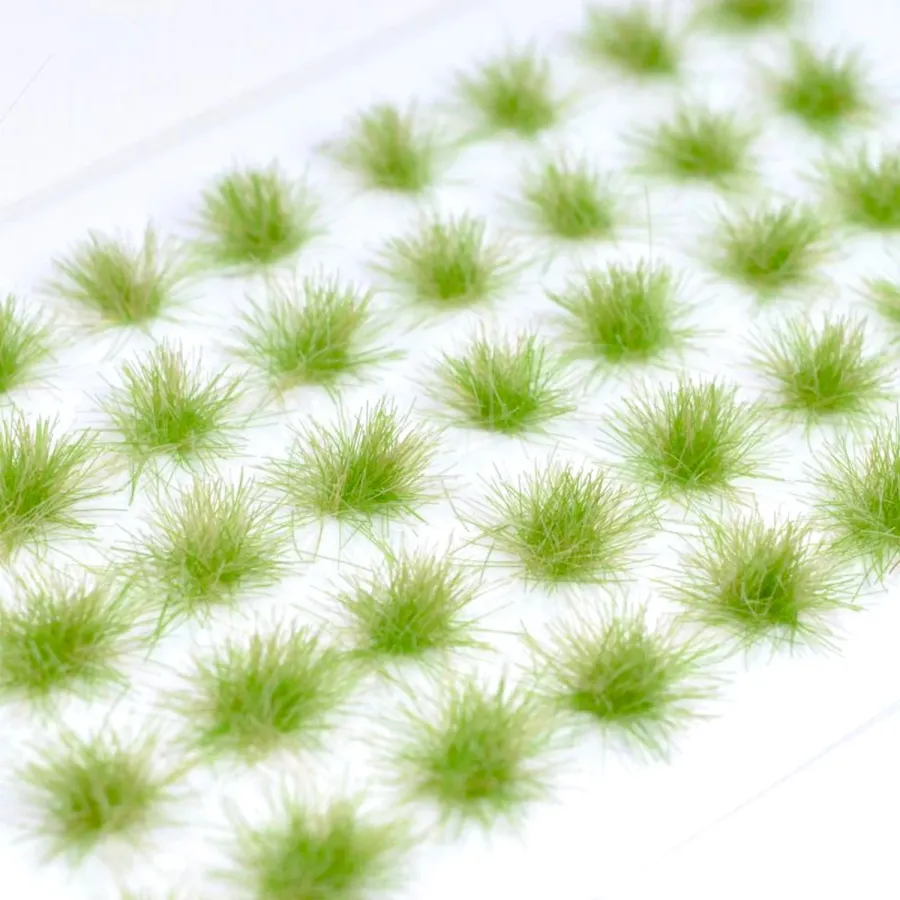 Feine Grasbüschel 2–4 mm – Wildgras No.2 - niedrige Miniatur Vegetation für Diorama, Tabletop und Modelleisenbahn