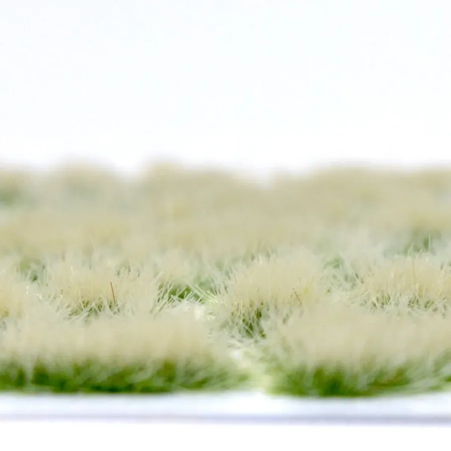 Preview: Klassische Grasbüschel 4–6 mm - Bisonaufbruch - realistische Standard-Vegetation für Modellbau und Tabletop Gelände