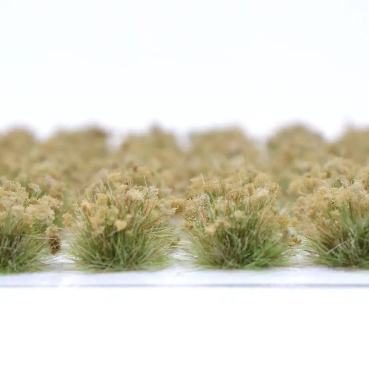 Grasbüschel 10 mm - Schilfwiese - für Diorama -Modelleisenbahn - Tabletop Gelände – realistische Miniaturvegetation