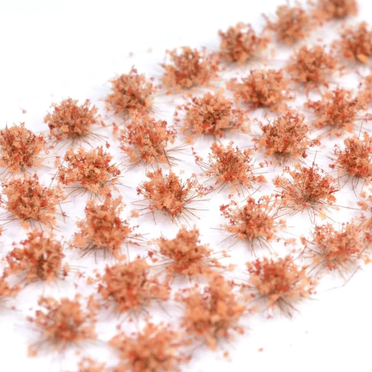 Feine Grasbüschel 2–4 mm - Oxidrot - niedrige Miniatur Vegetation für Diorama, Tabletop und Modelleisenbahn